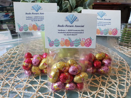 OVETTI DI CIOCCOLATO PASQUALI con confezione perso...